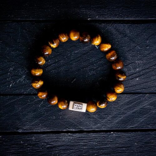 kralen armband tiger eye met zilveren logoblokje
