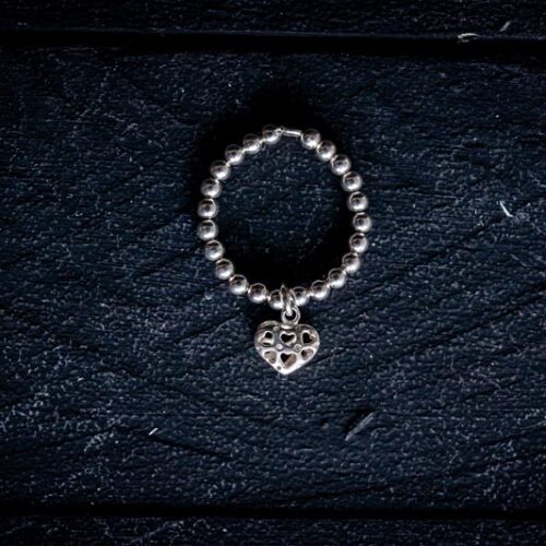 Beads ring hart open