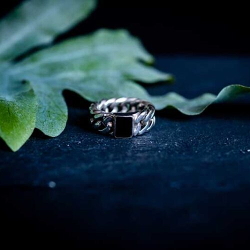 Zilveren dames en heren ring Feel black