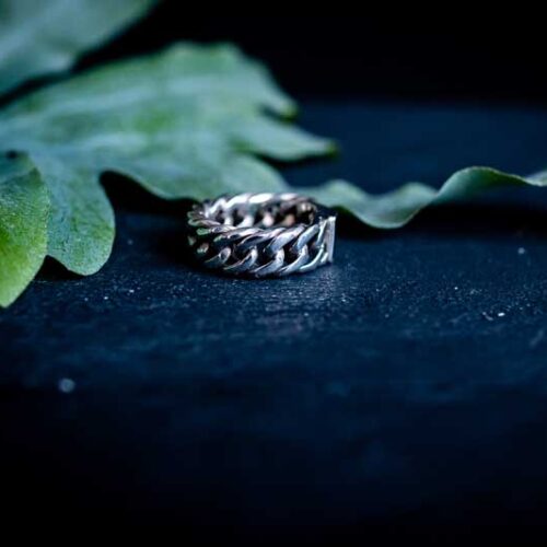 Zilveren dames en heren ring Feel black