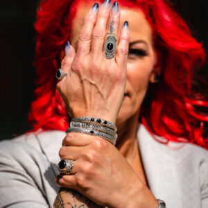 Zilveren dames armband Vera black