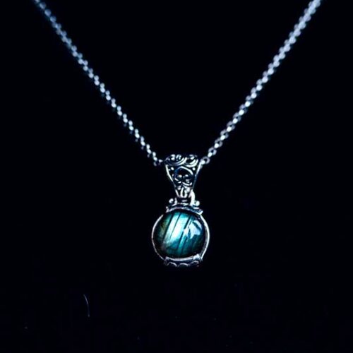 Hanger en ketting Aïda grey