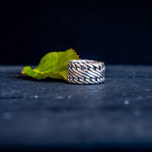 Zilveren dames en heren ring Dare large