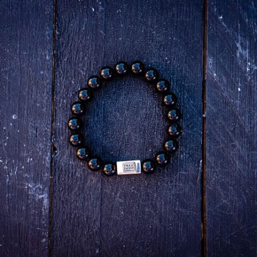 Kralen armband zwarte agaat met zilveren logoblokje