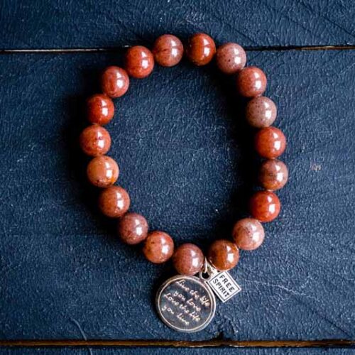 Kralen armband bruine aventurijn met zilveren muntje