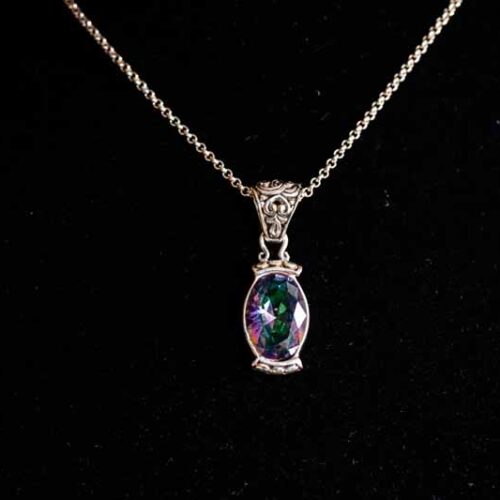 Hanger en ketting Aïda pink