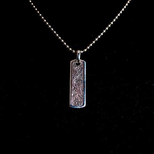 Zilveren hanger Release