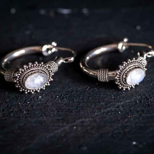 Zilveren oorbellen Sisi white