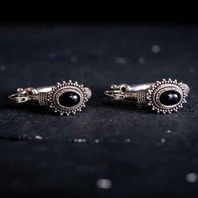 Zilveren oorbellen Sisi black