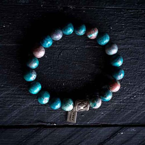 Kralen armband Amerikaans turkoois met print bedel