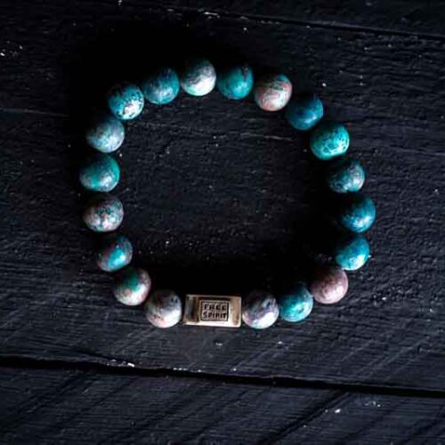 Kralen armband Amerikaans turkoois met zilveren logo blokje