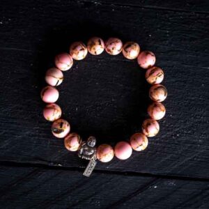 Kralen armband howliet licht roze met zilveren happy buddha