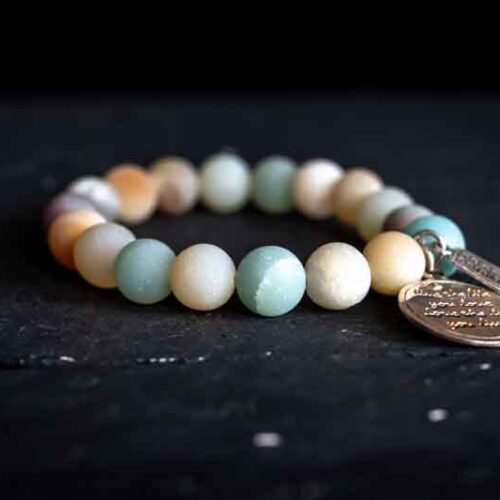 Kralen armband Aqua amazoniet met zilveren muntje