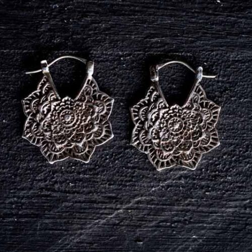 Zilveren oorbellen Mantra