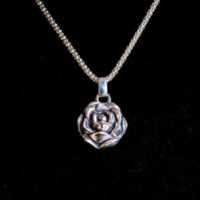 Zilveren hanger Rose