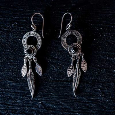 Zilveren oorbellen India black