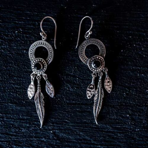 Zilveren oorbellen India black