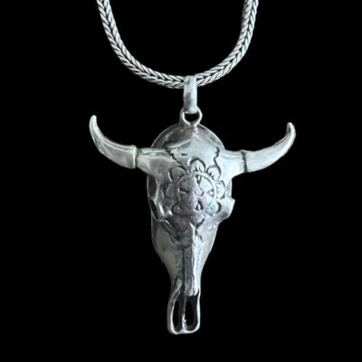 Zilveren hanger Skull