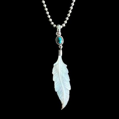 Hanger Feather blue