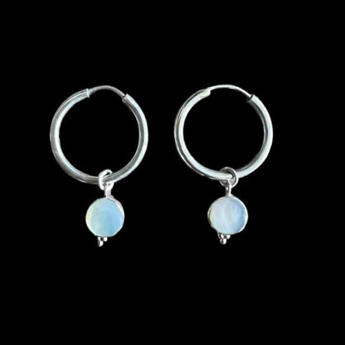 Zilveren oorbellen Suri white