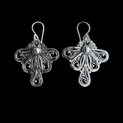 Zilveren oorbellen Loua