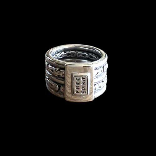 Zilveren dames en heren ring Rough