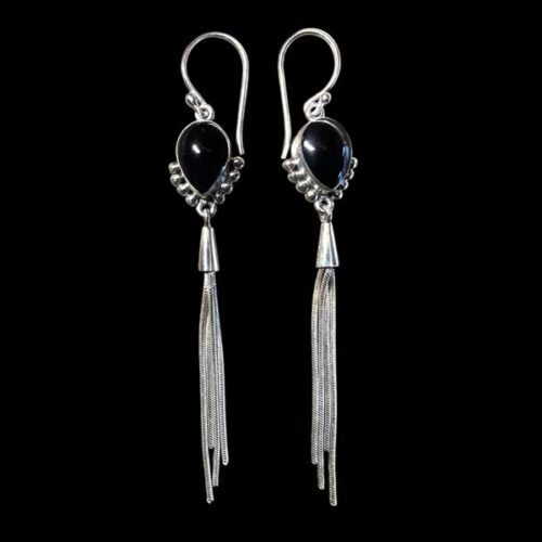 Zilveren oorbellen Dina black