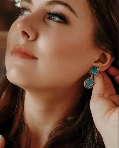 Zilveren oorbellen Batur vierkant