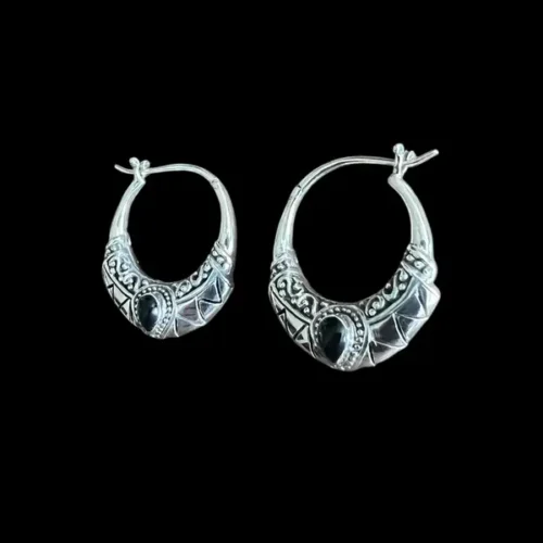 Zilveren creolen Batur black