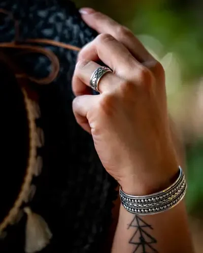 Zilveren dames en heren ring Anwar