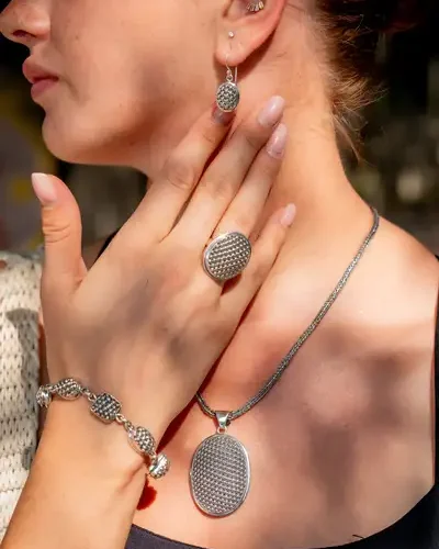 Zilveren oorbellen Rila