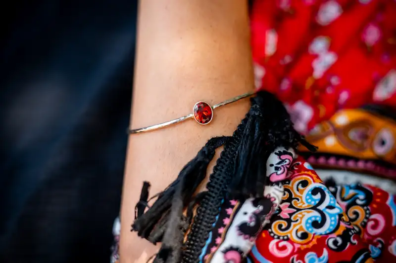 Zilveren dames armband Merah red 1 Zilveren dames armband Merah red