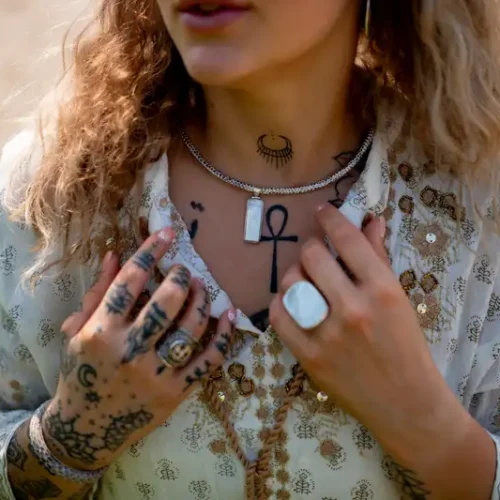 Zilveren hanger Naomi