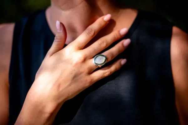 Zilveren dames ring Nila white - Afbeelding 2