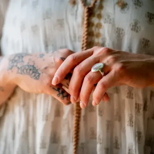 Zilveren dames ring Nila brown