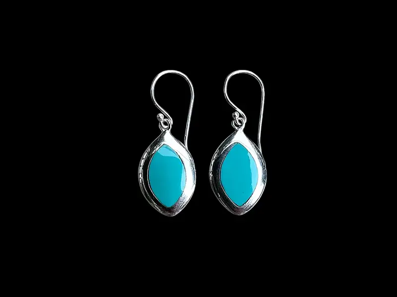 Zilveren oorbellen Nila blue 1 Zilveren oorbellen Nila blue