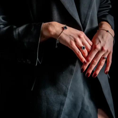 Zilveren dames armband Flower black big