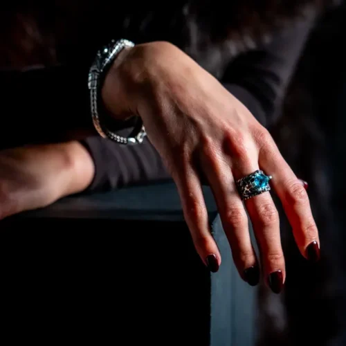 Zilveren dames ring Ferinda light blue