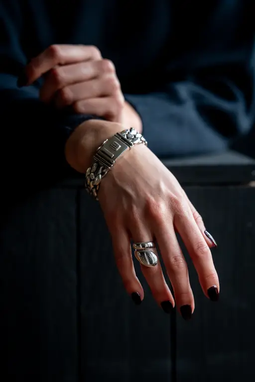 Zilveren dames ring Barbara 2 Zilveren dames ring Barbara - Afbeelding 2