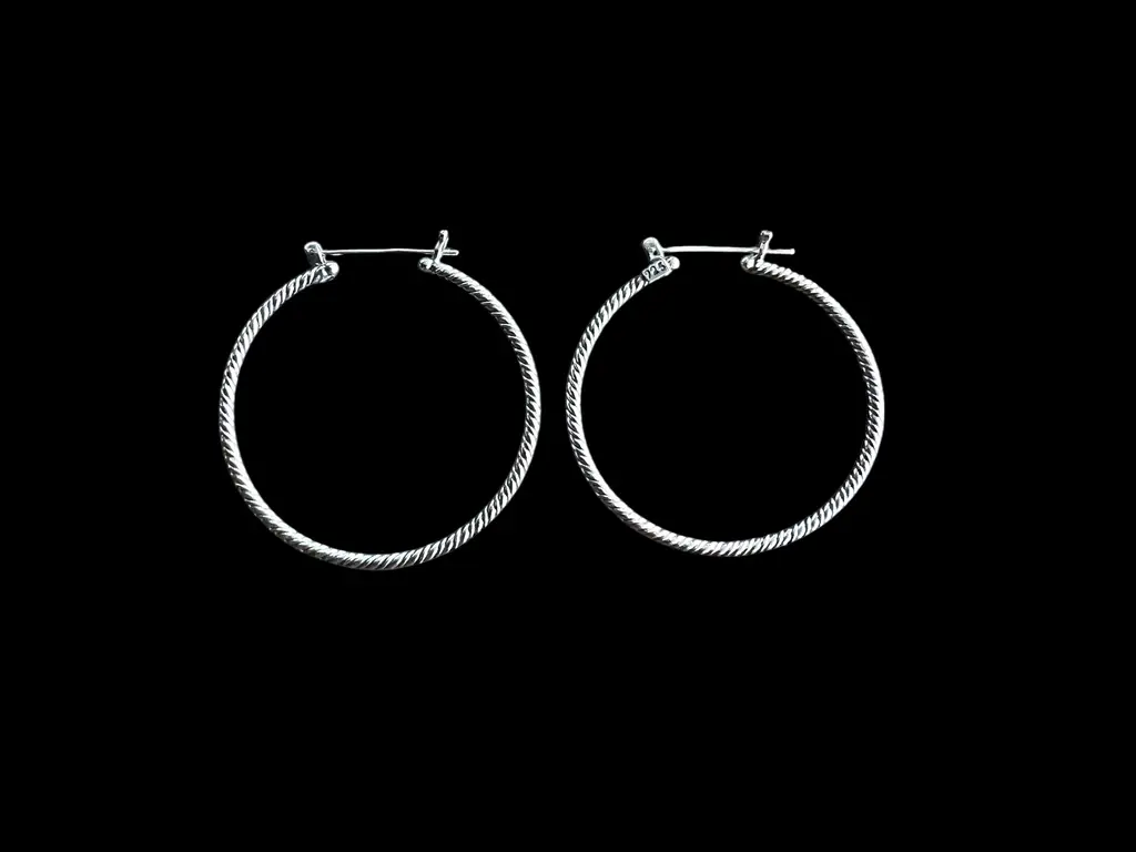 Zilveren oorbellen Laika 2 Zilveren oorbellen Laika - Afbeelding 2