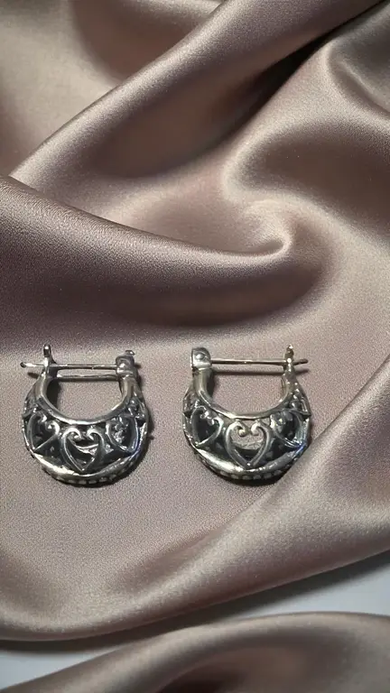 Zilveren oorbellen Melita 1 Zilveren oorbellen Melita