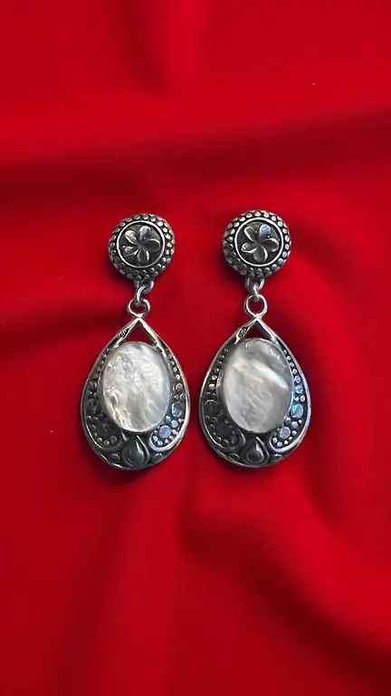 Zilveren oorbellen Rieka 1 Zilveren oorbellen Rieka