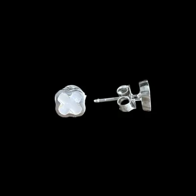 Zilveren oorbellen Flower white