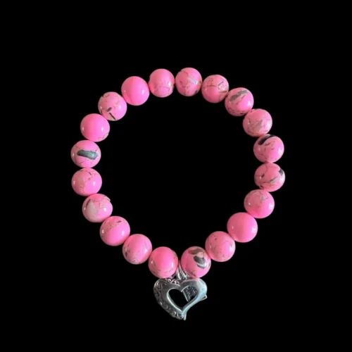 Kralen armband howliet roze met zilveren hartje