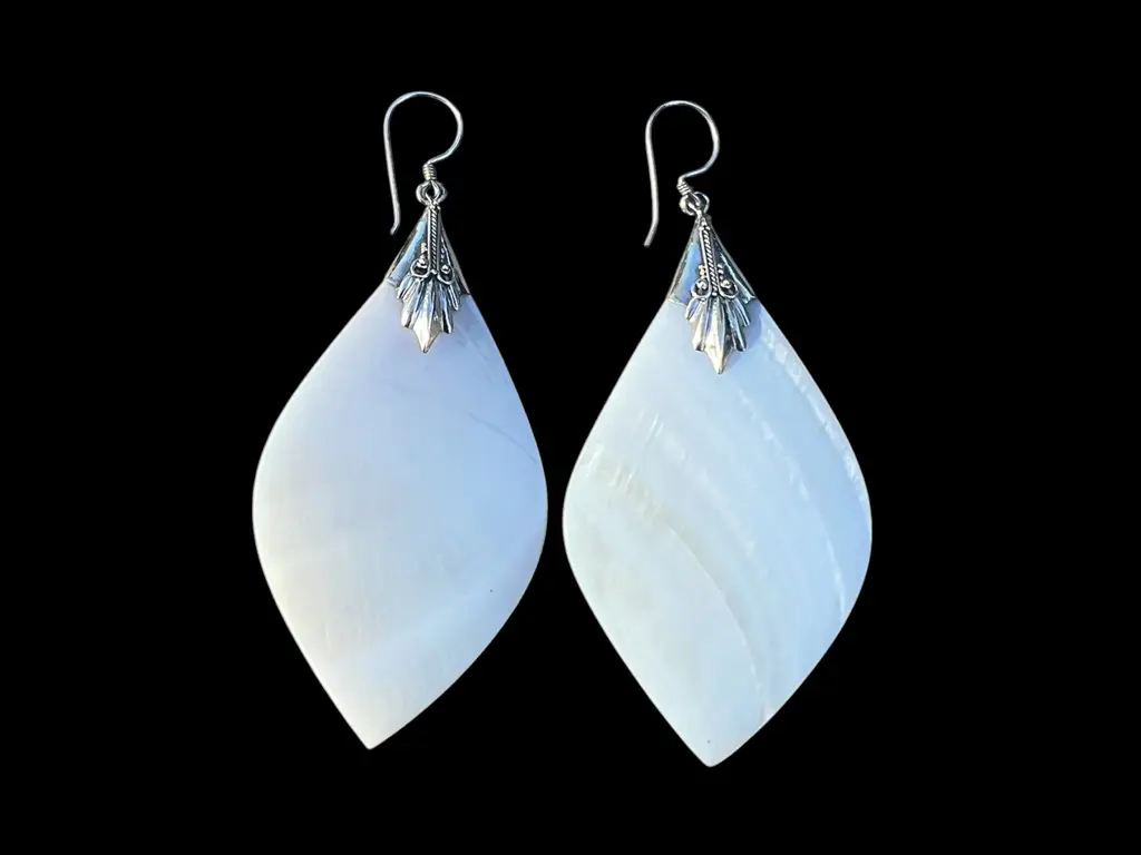 Seashell oorbellen Rebecca 1 Seashell oorbellen Rebecca