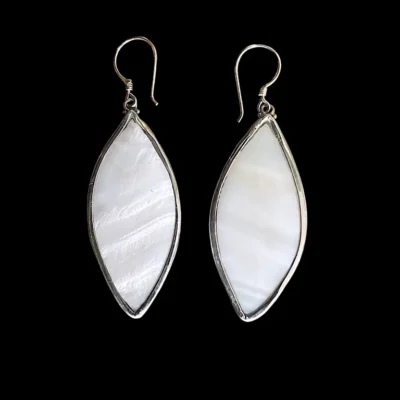 Oorbellen Lotti white