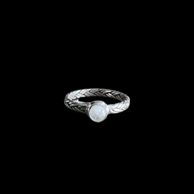Zilveren dames ring met maansteen