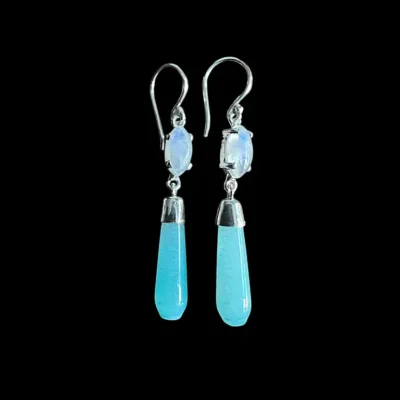 oorbellen met blauwe steen