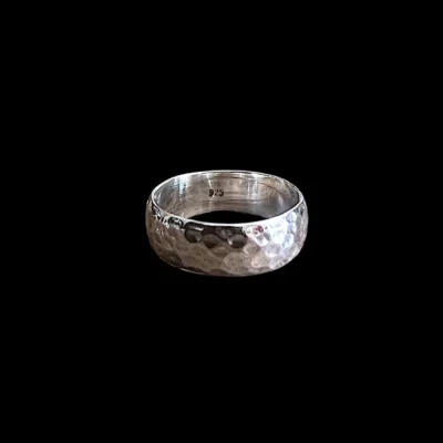 Zilveren dames ring Loua breed