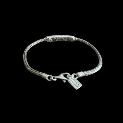 Zilveren dames armband Batur white met seashell white steentjes